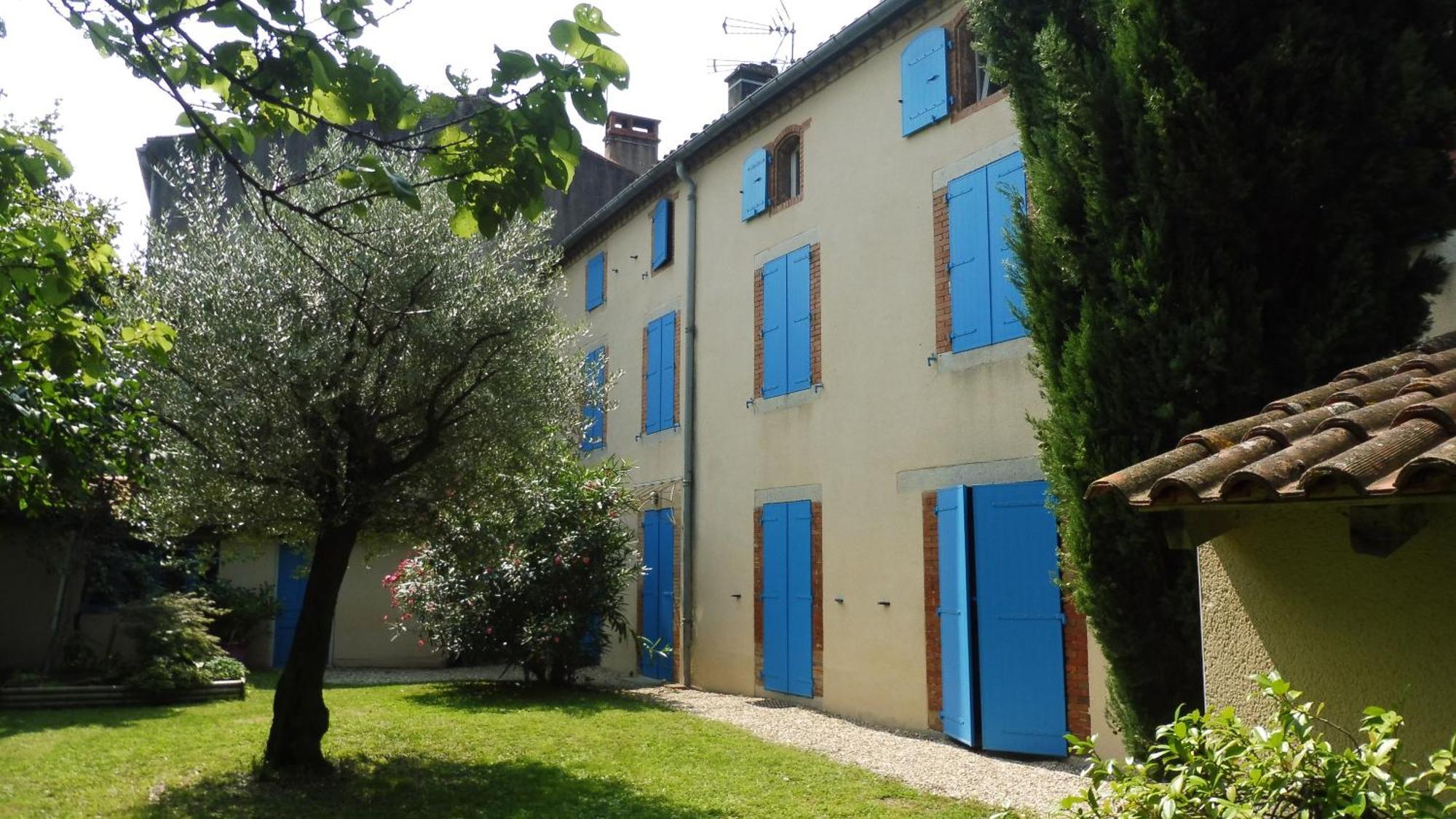 Le Numero 4 ! Labruguiere Exterior photo